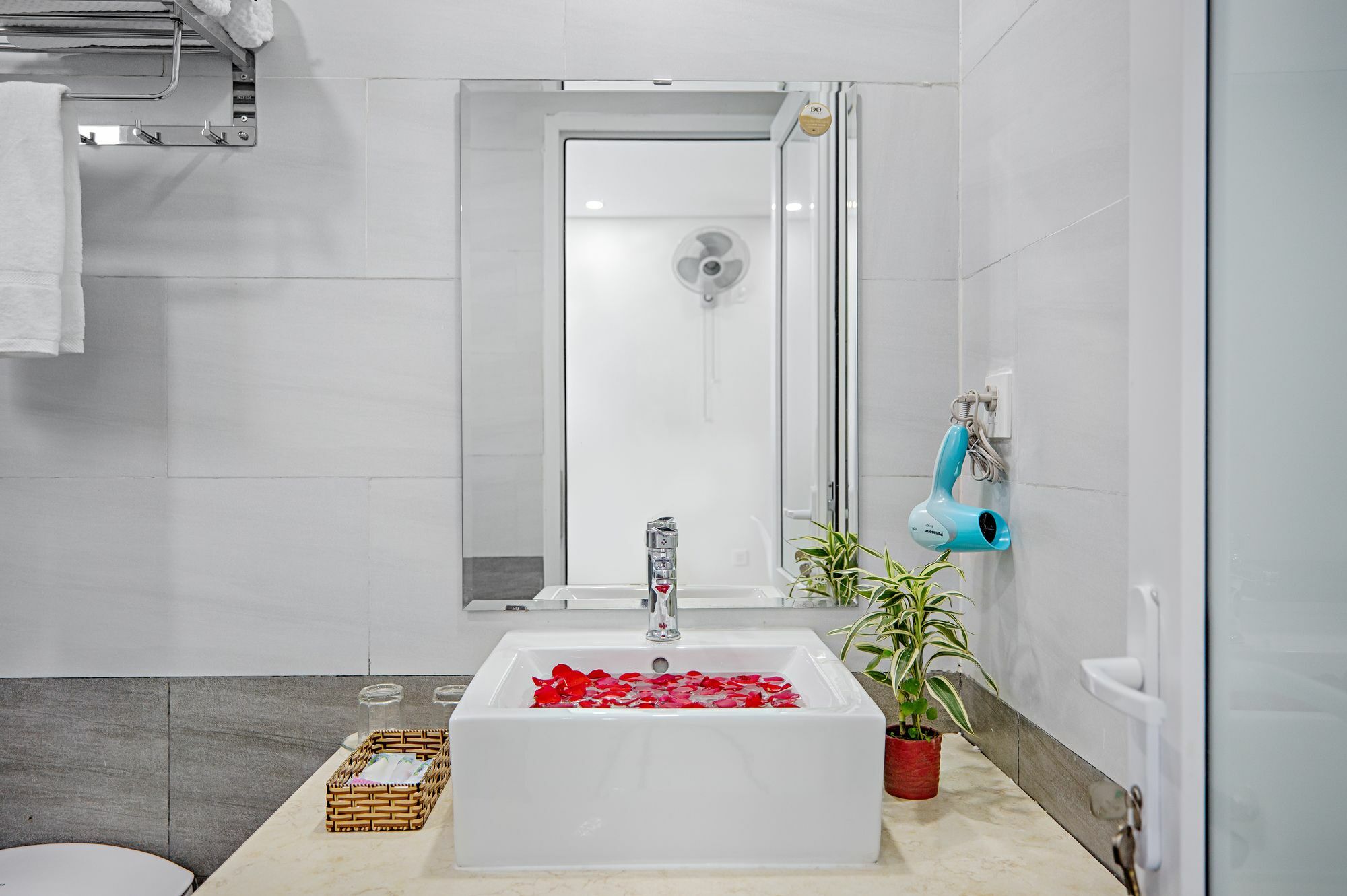 Sandy Apartments Дананг Екстериор снимка